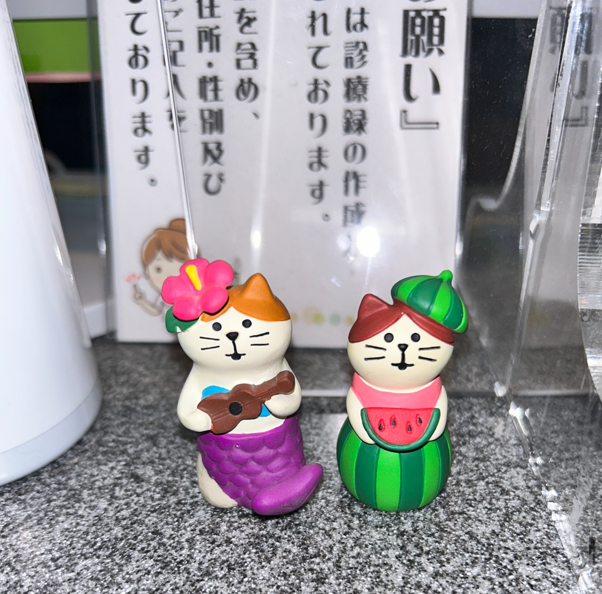 受付では季節ごとに可愛いスタッフがお出迎えいたします